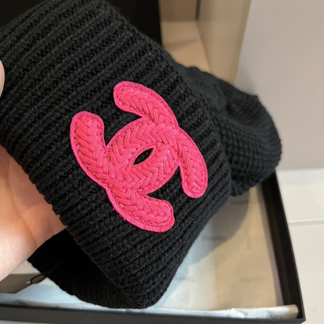 Chanel Knitted Hat