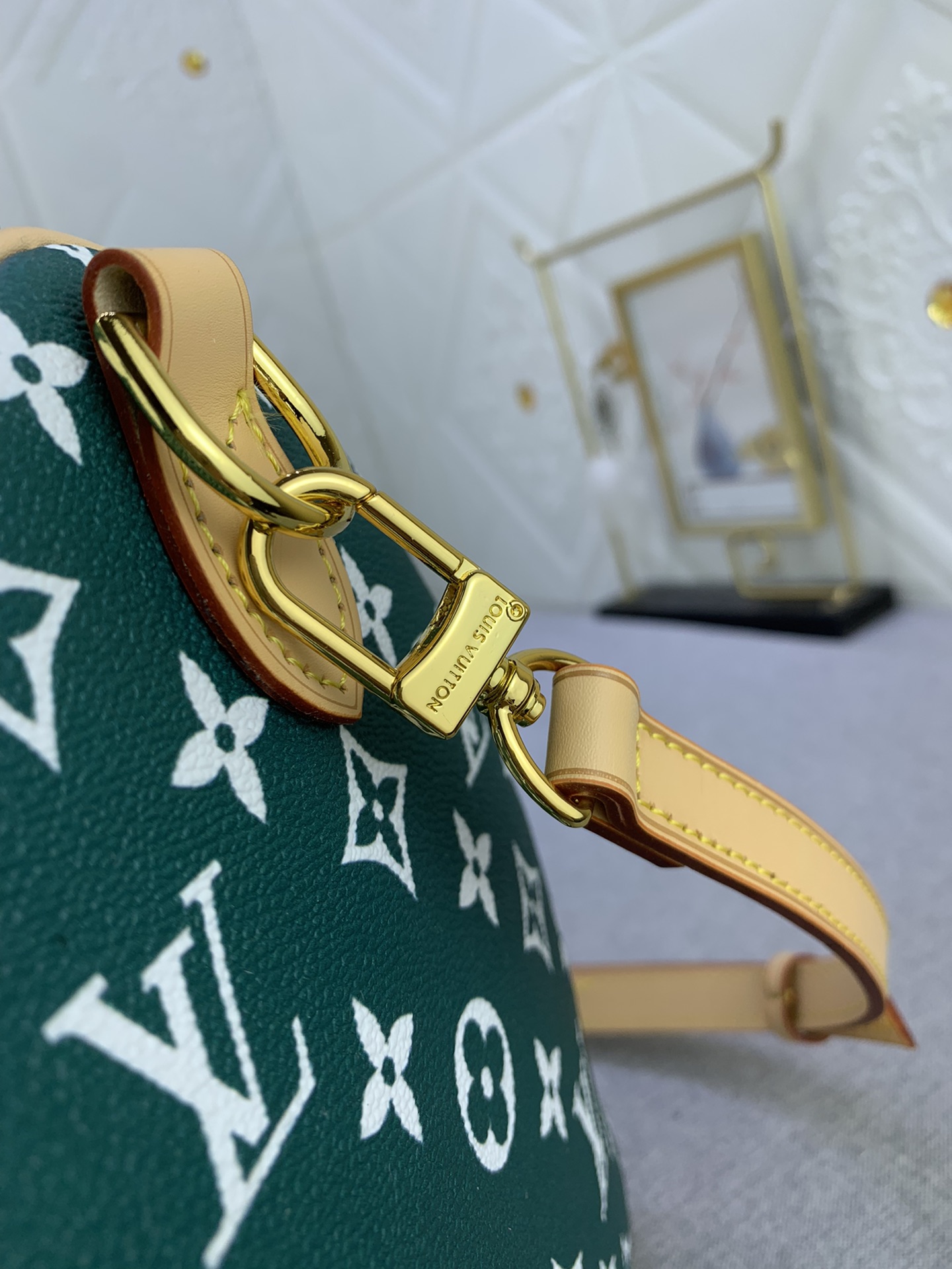 Louis Vuitton Speedy P9 Bandoulière 30 Monogram Leather Travel Bags Size 30*21*7cm