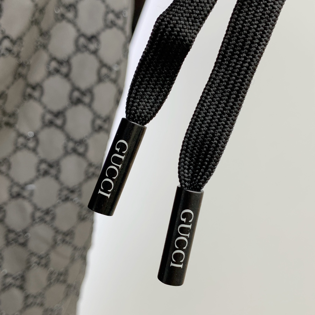 Gucci Sommeranzug Size M-XXL