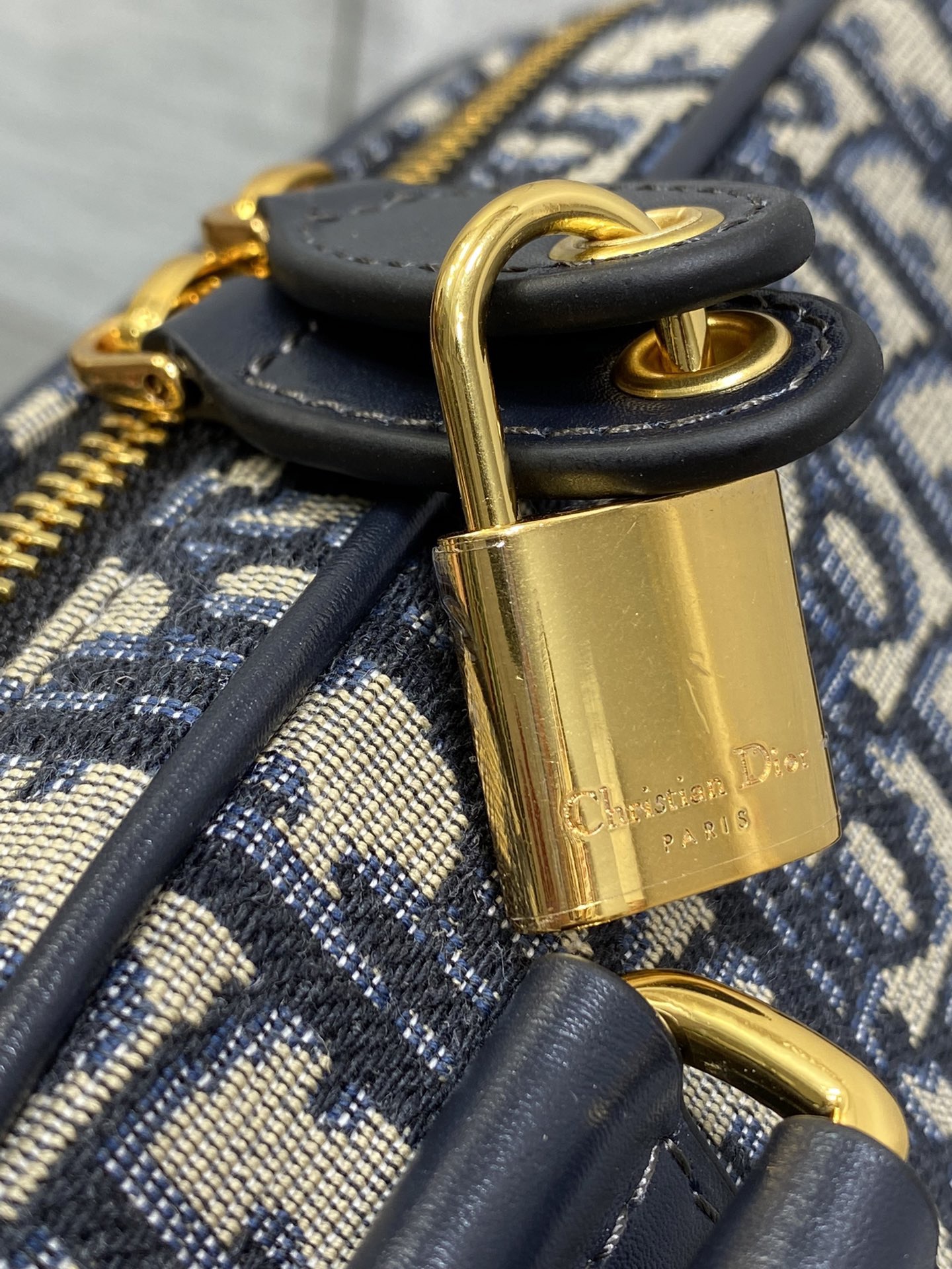 Dior D-Vibe Women Shoulder Bags 25*9.5*16cm