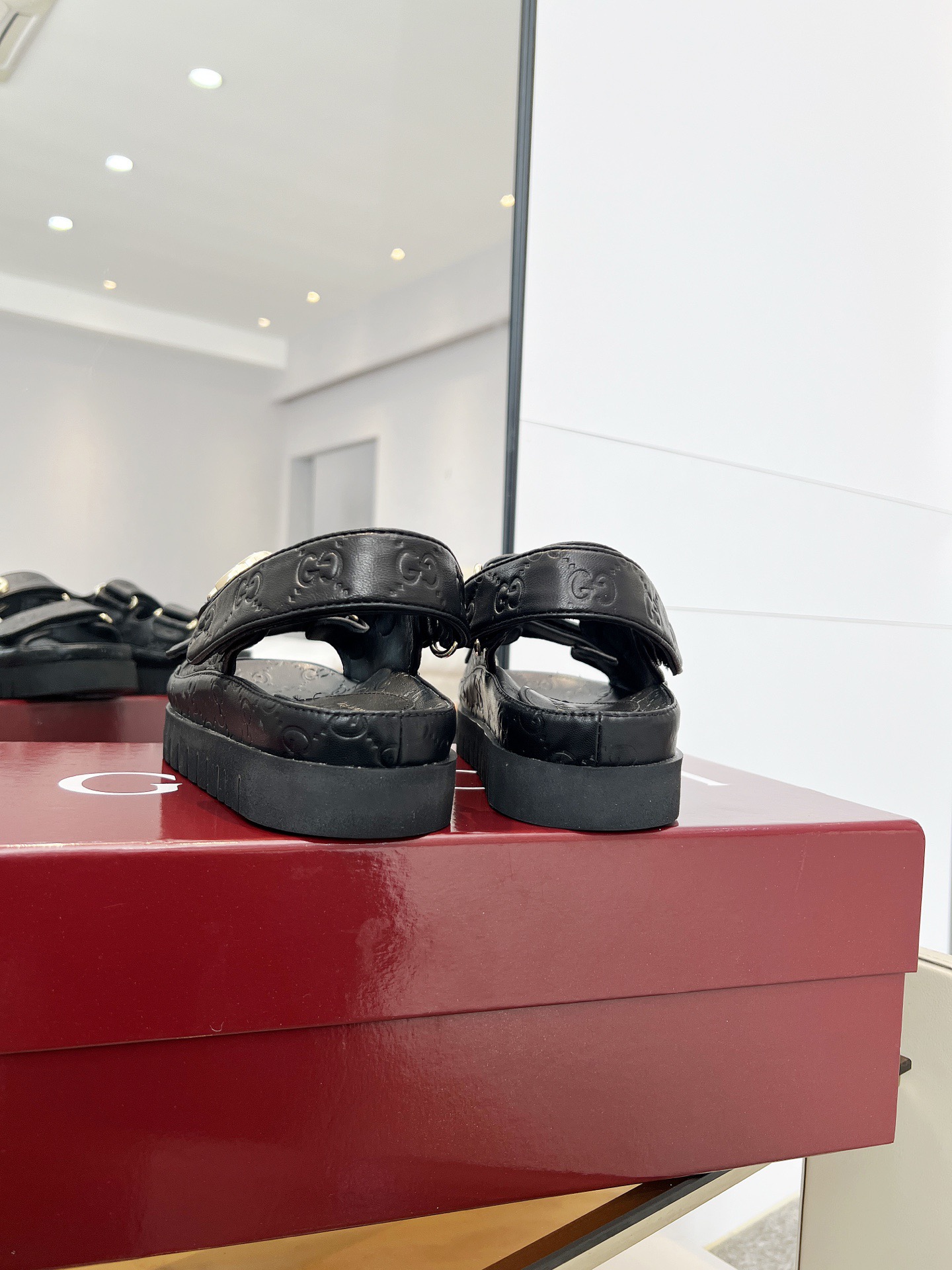 Gucci Women Thick soled Sandals Size 35-41