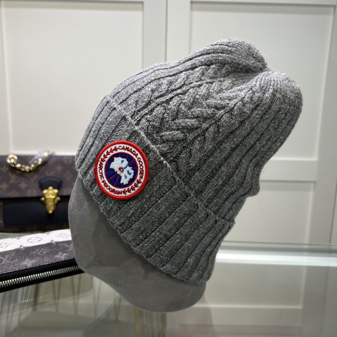 Canada Goose Knitted Hat