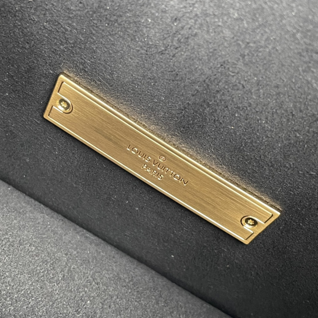 Louis Vuitton M45958 M45959 Dauphine Women Shoulder Bags Size 20*15*9cm