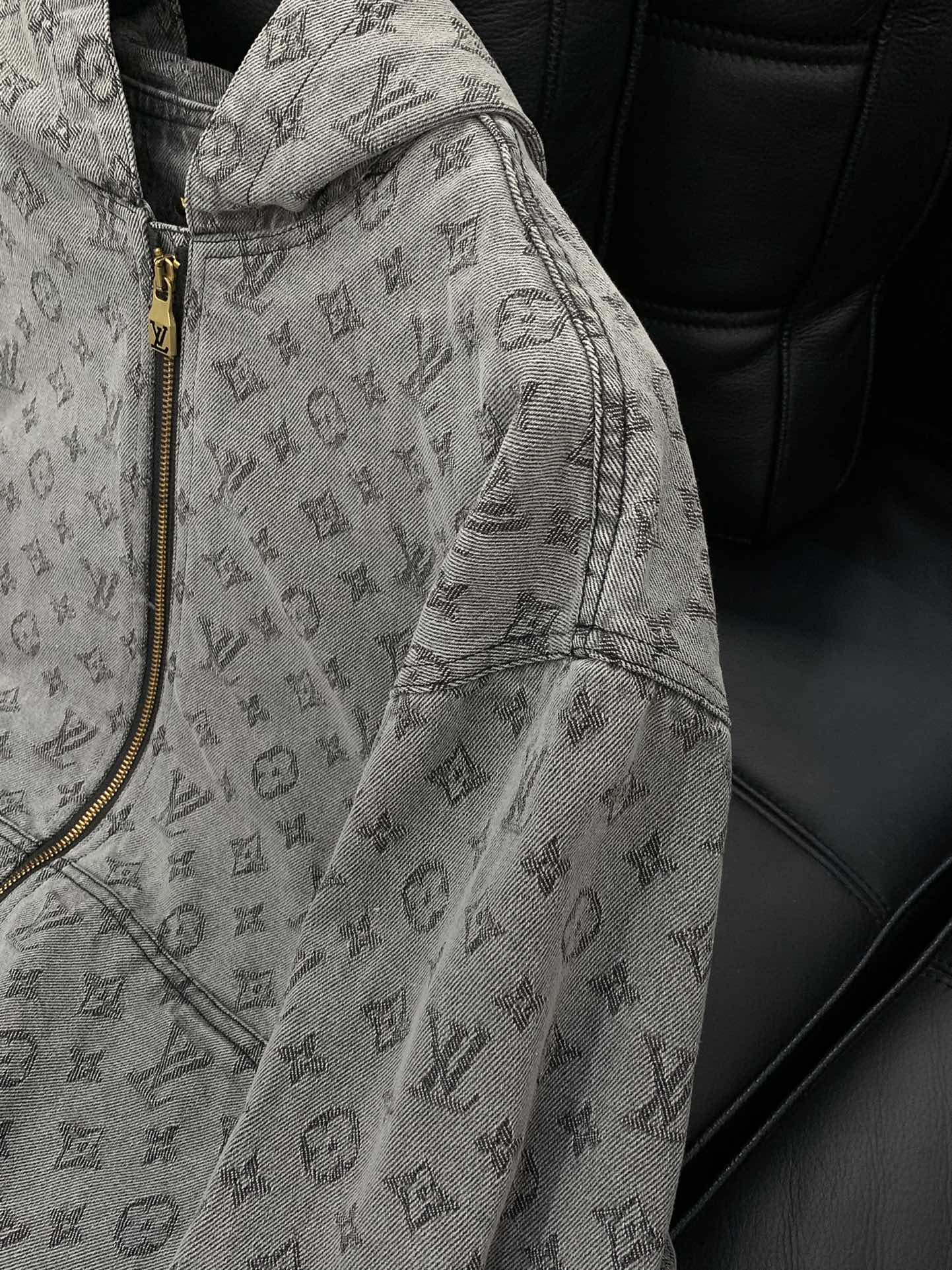 Louis Vuitton Unisex Jacket Size 46-52