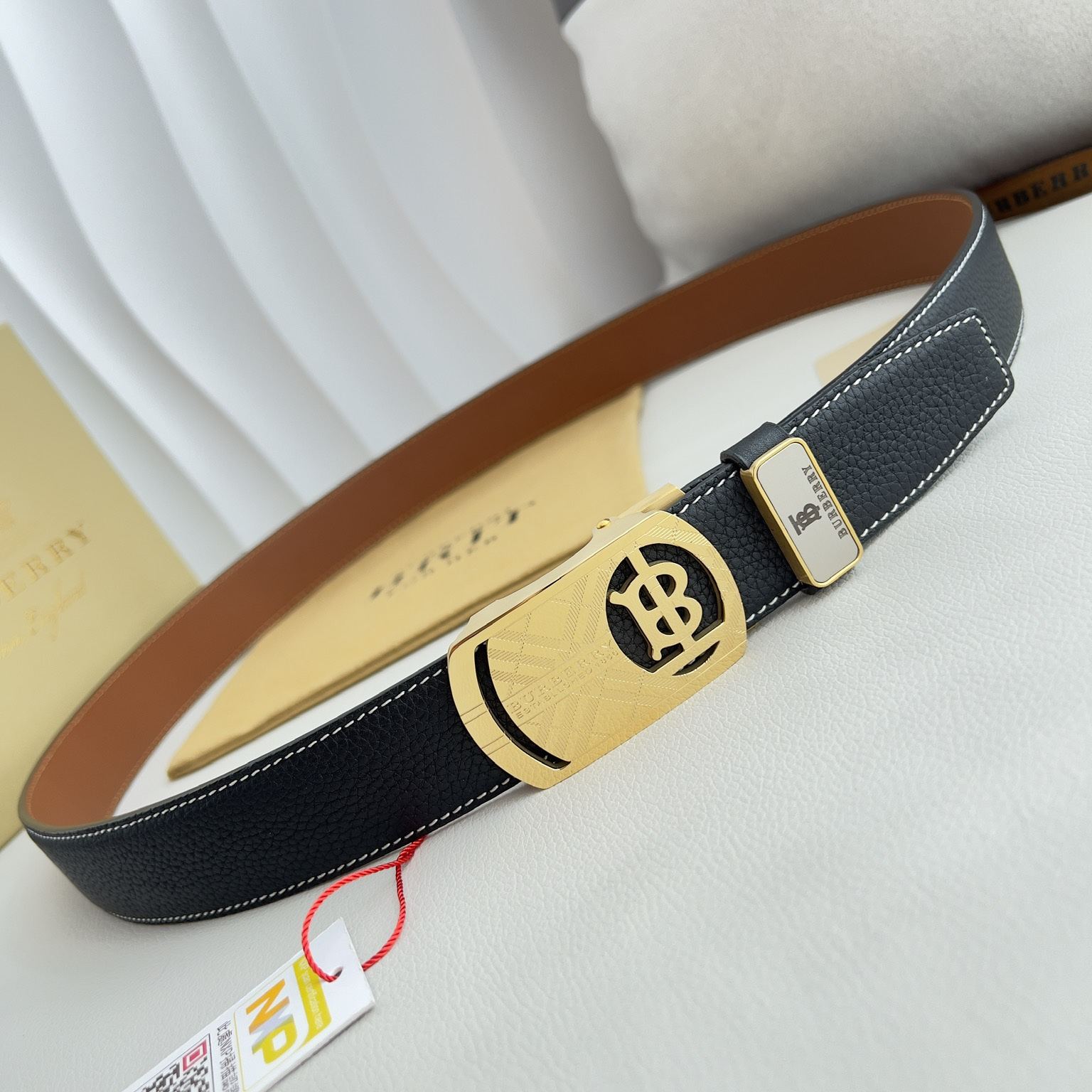 Burberry Mens Belt Width 3.5cm