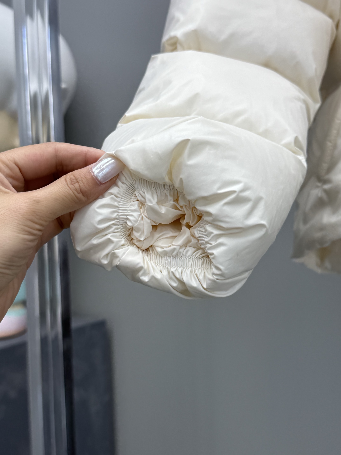 Moncler 25ss Erea Women Down Jacket Size S-L