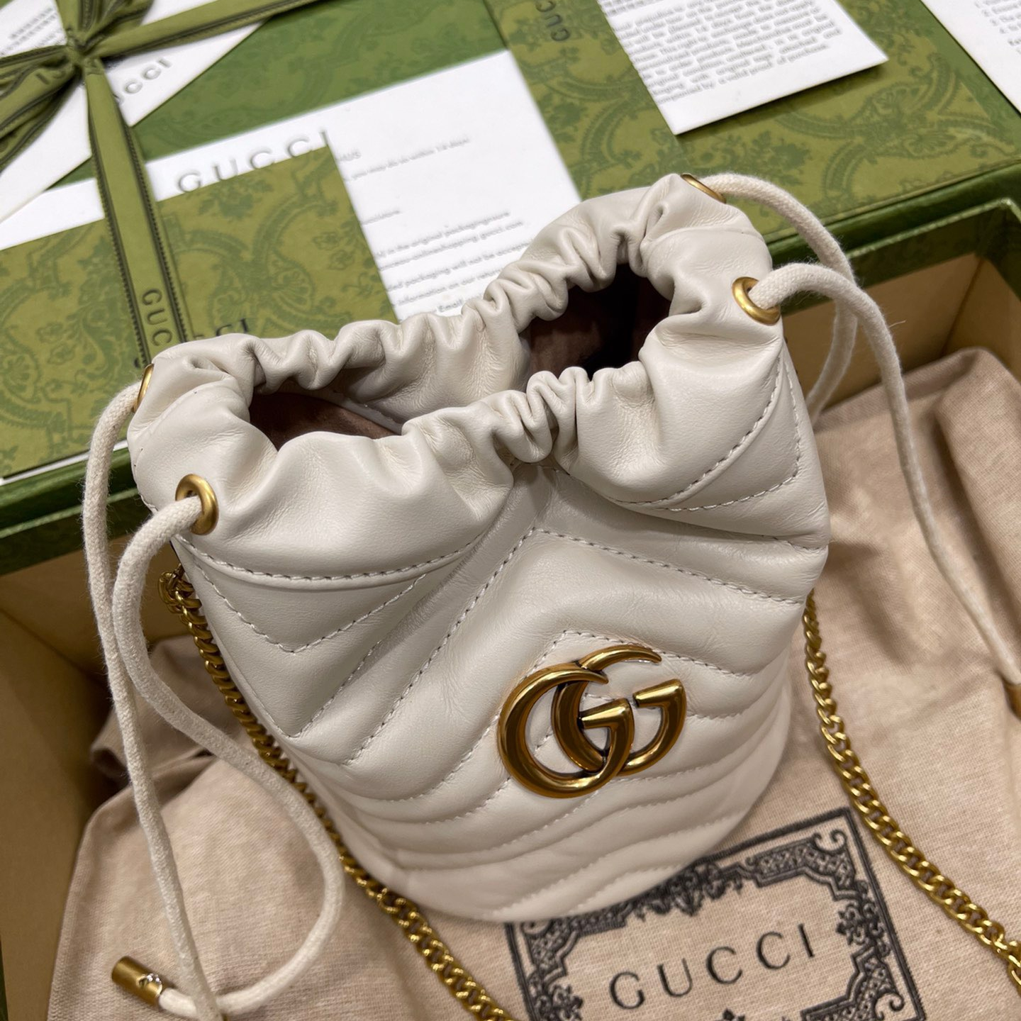 Gucci GG Marmont Bucket Women Shoulder Bags Size 17*13cm