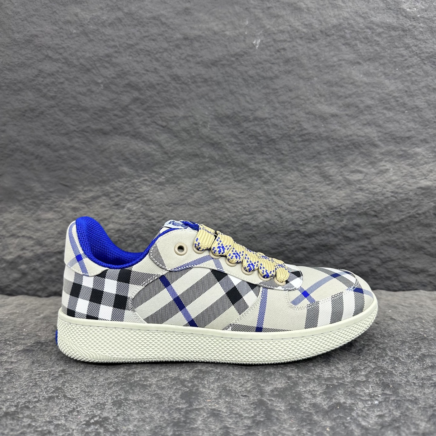 Burberry Terrace Sneaker Size 36-46