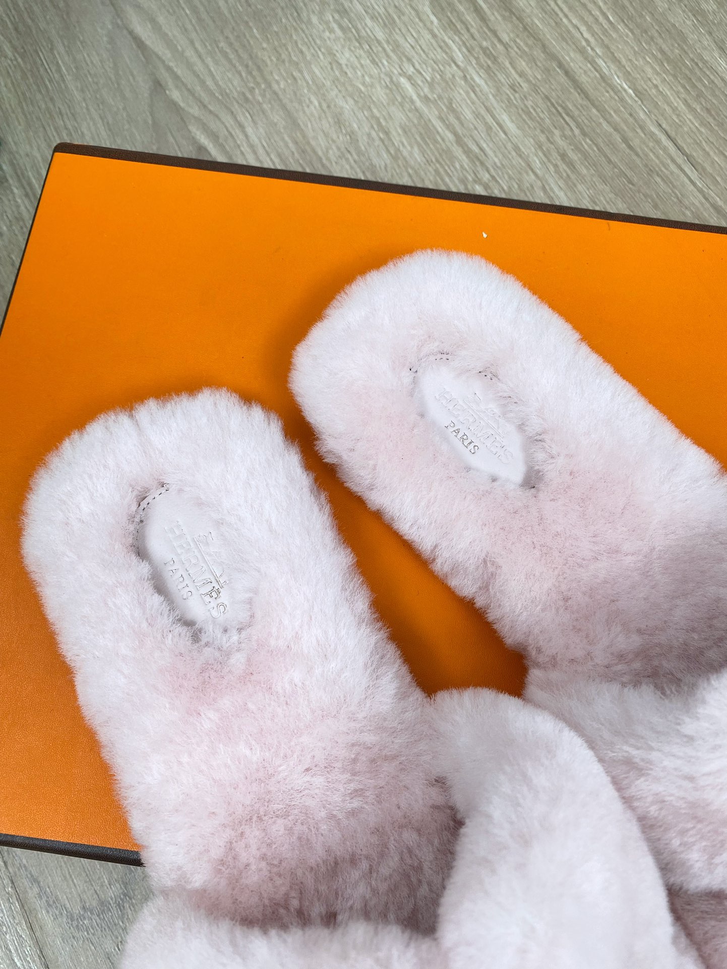 Hermes 23fw Women Winter Slippers Size 36-40