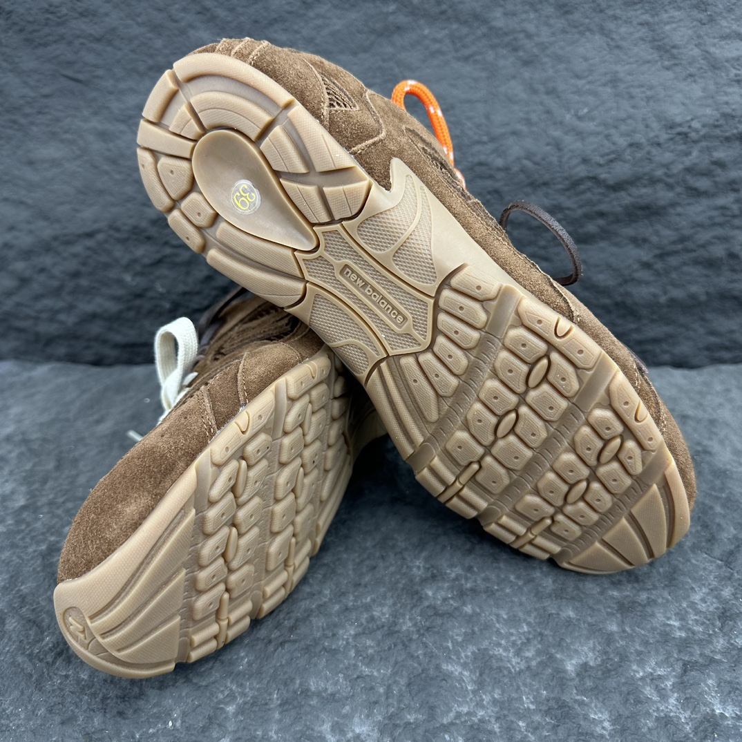 MiuMiu x New Balance Sneaker Size 35-46