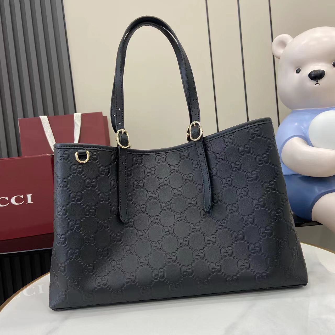 Gucci GG Emblem Women Shopping Bags Size 38*25*15cm