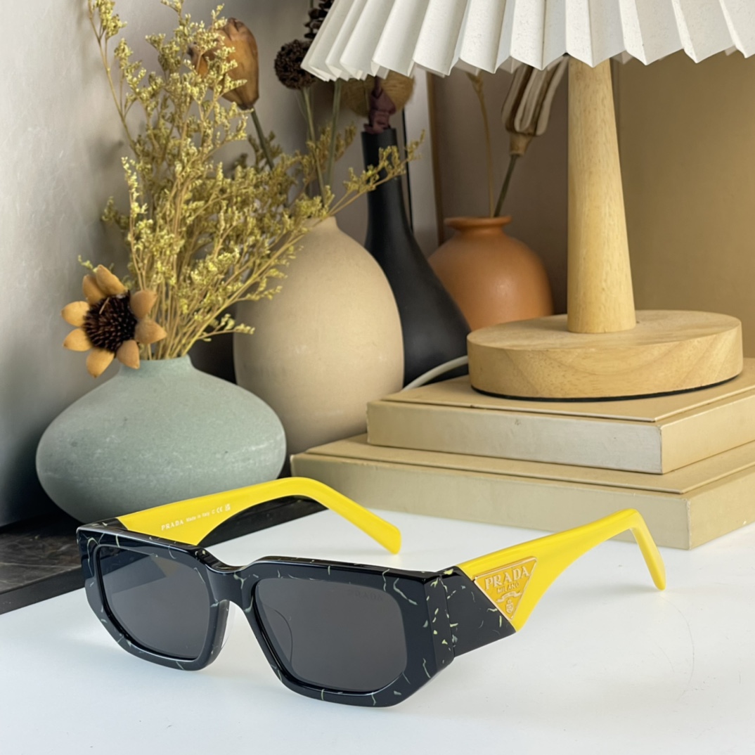 Prada Symbole sunglasses SPR09Z