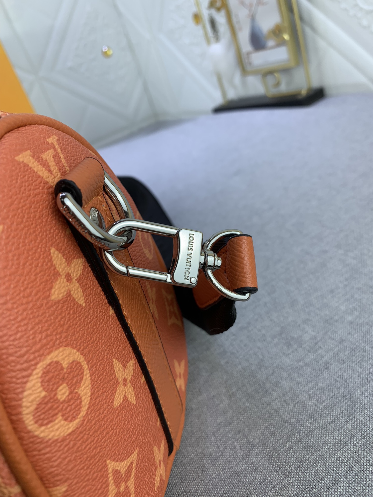 Louis Vuitton Keepall Bandoulière 25 Mens Shoulder Bags