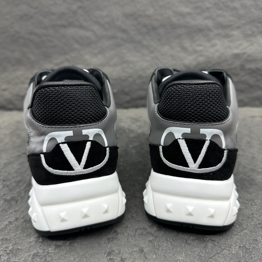 Valentino Men New Sneaker Size 40-45