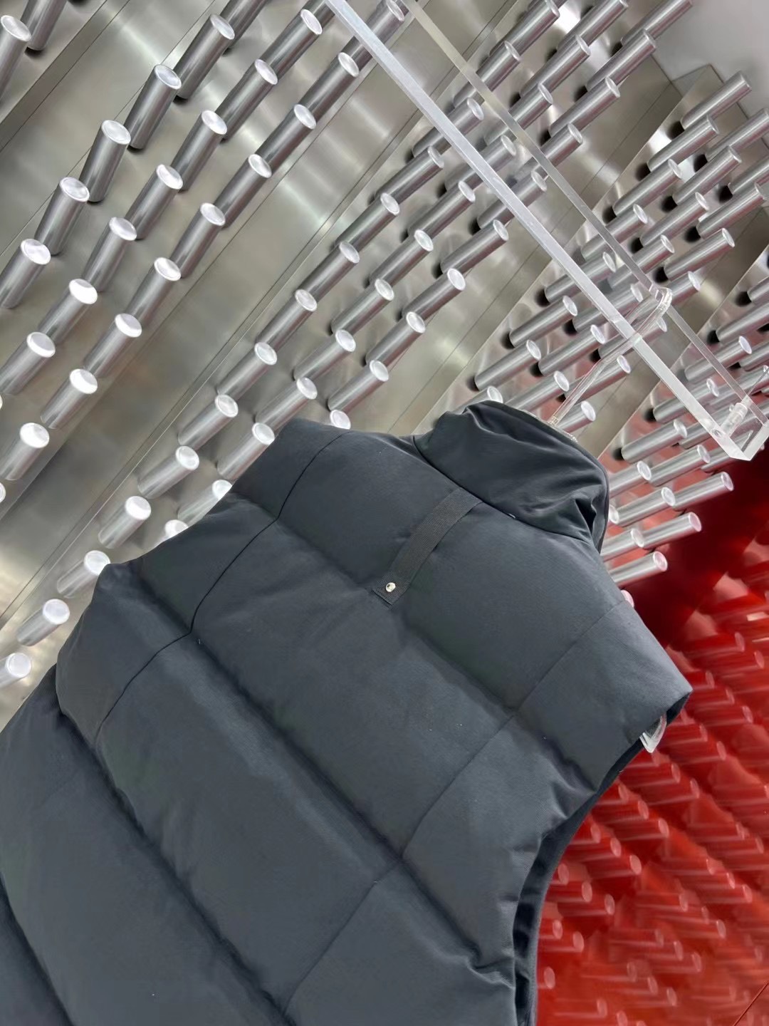 Moose Knuckles Vest-WD Unisex Winter Vest Size S-XXL