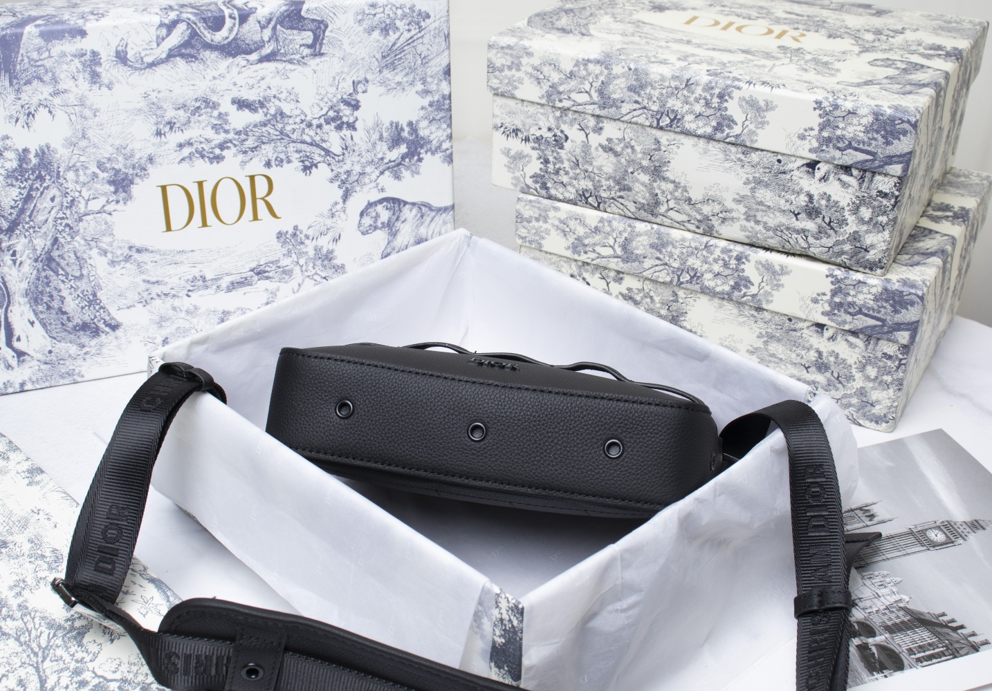 Dior Mens Shoulder Bags 22*15*5cm