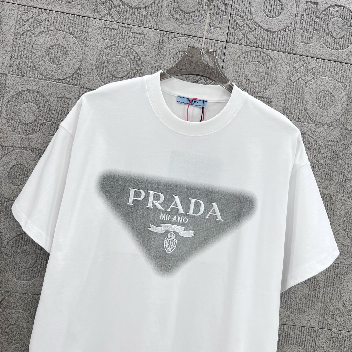 Prada T Shirt  Embroider Logo Size XS-L