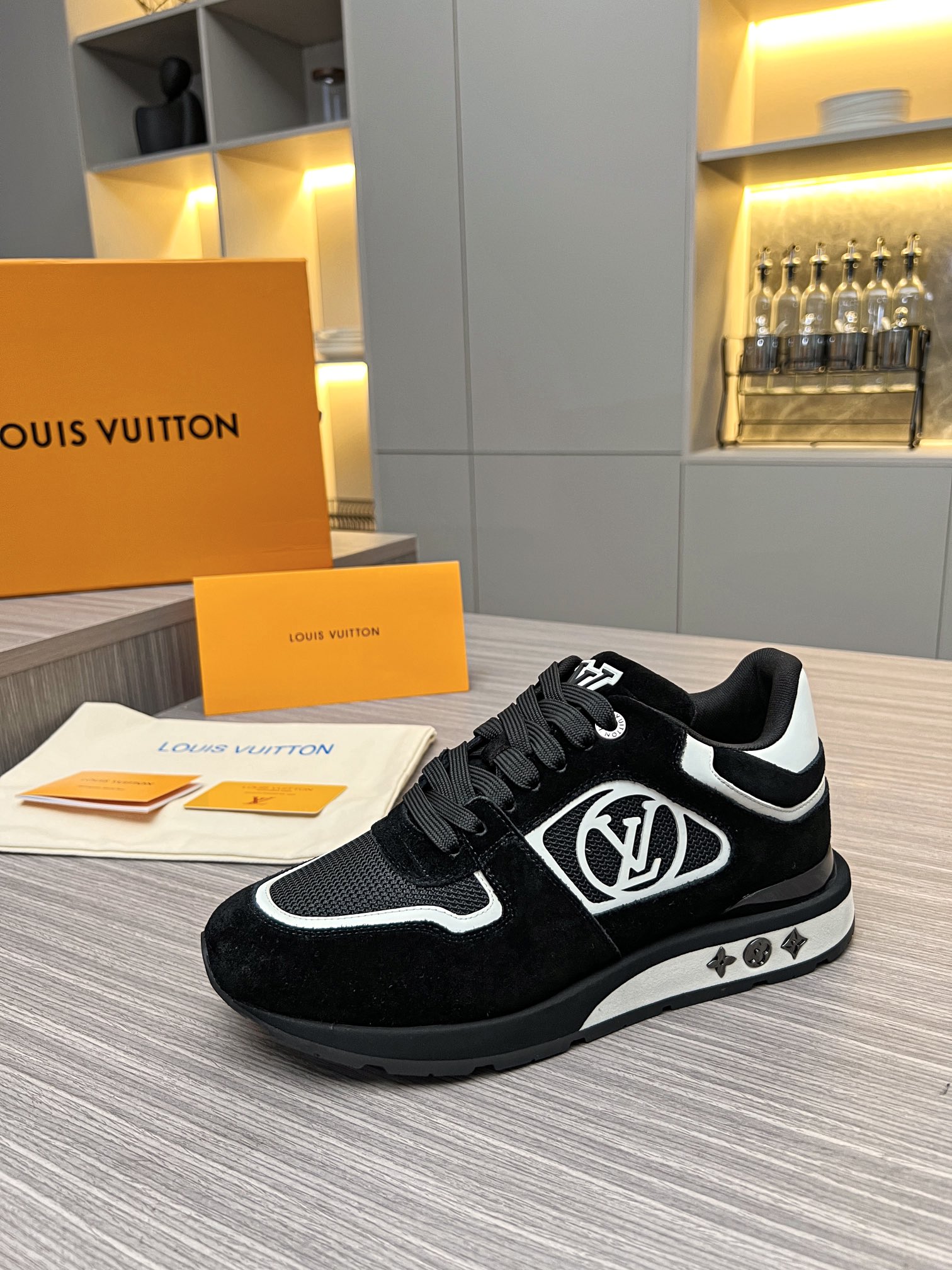 Louis Vuitton 2024ss Runaway Sneaker Size 40-46