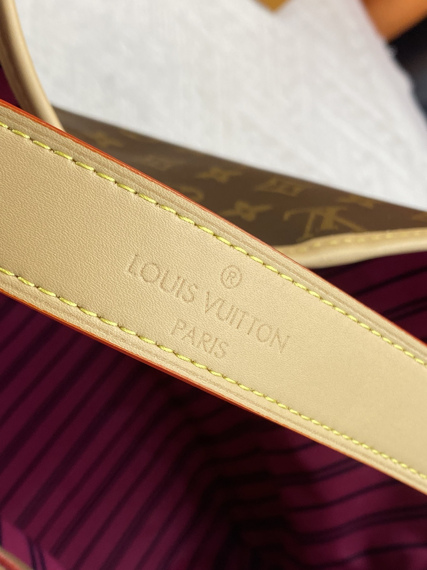 Louis Vuitton Shopping Bags 41*33*15cm