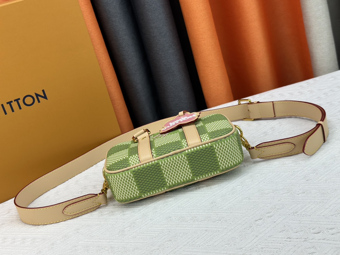 Louis Vuitton N40643 Nano Porte Documents Voyage Women Shoulder Bags Size 20*13*5cm