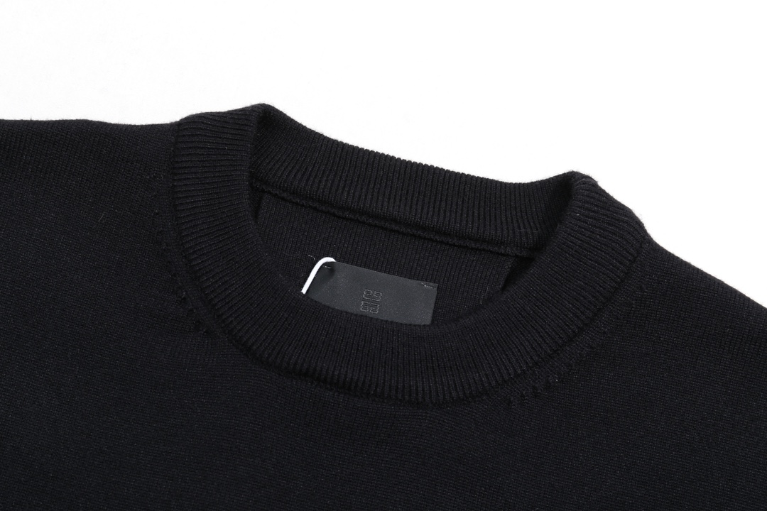 Givenchy Unisex Sweatshirt Size S-L