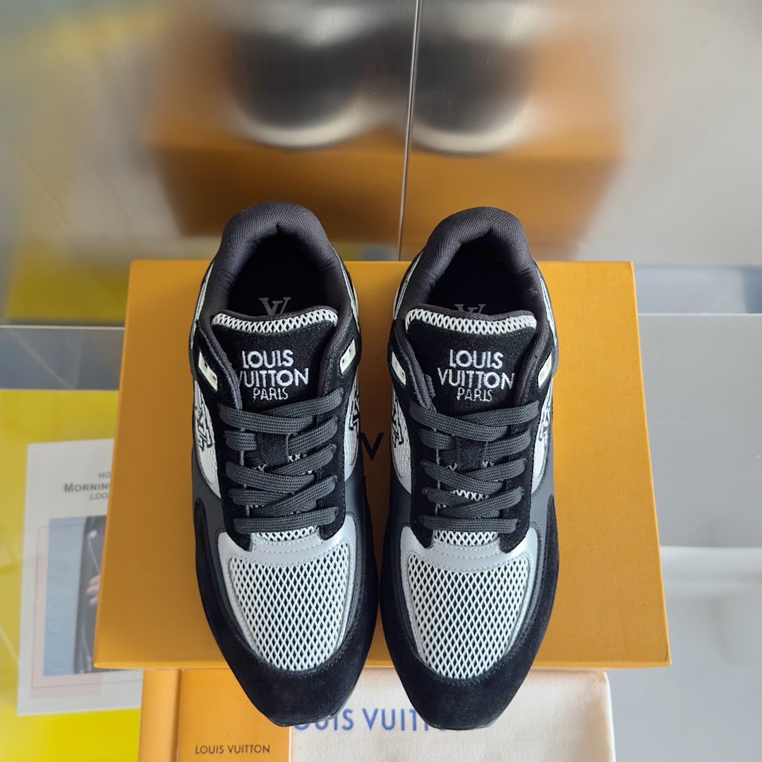 Louis Vuitton Run Away Sneaker Size 40-46