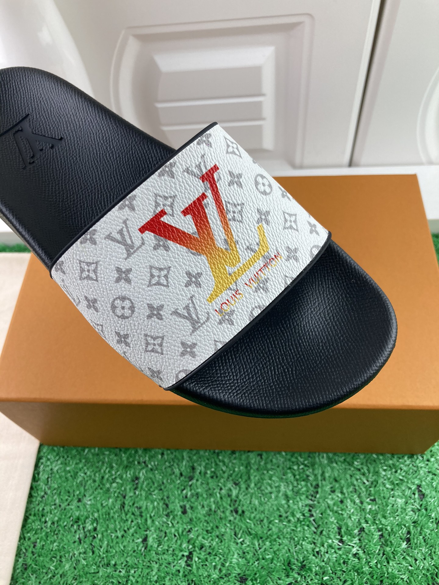 Louis Vuitton 2024ss Candy Series Slippers Size 36-45