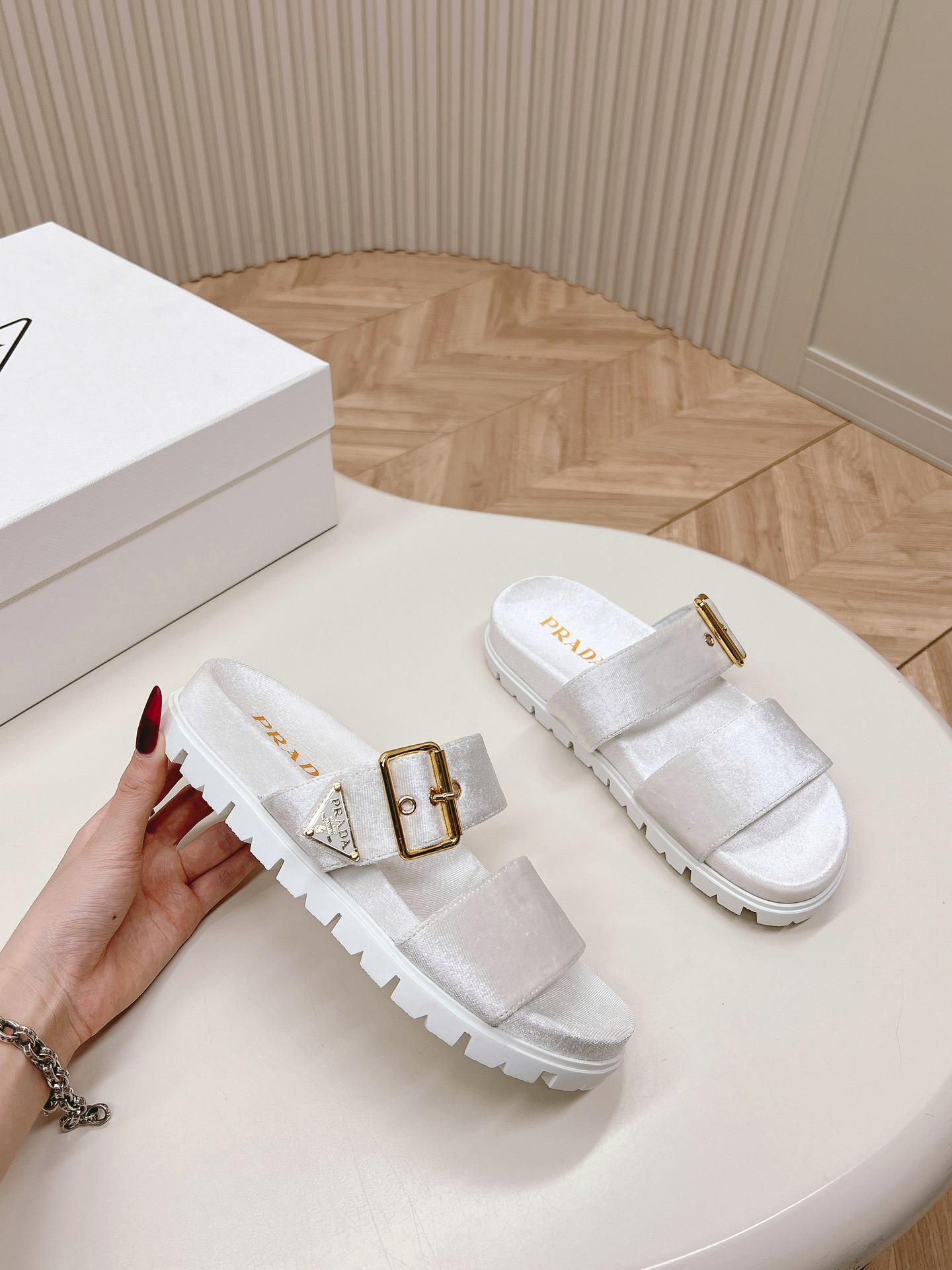 Prada 2024ss Slippers Size 36-40