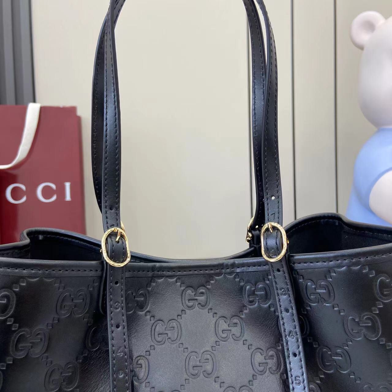 Gucci GG Emblem Women Shopping Bags Size 30*18*11cm
