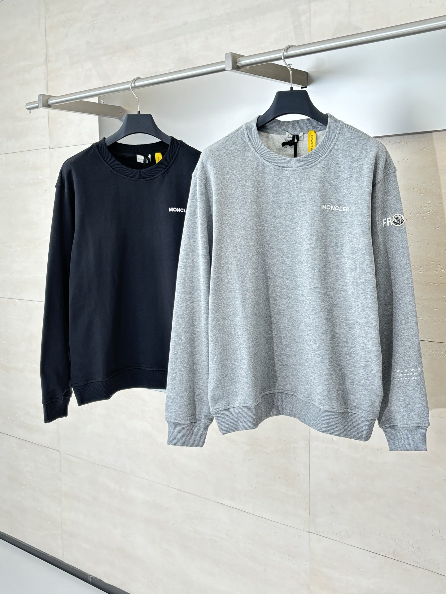 Moncler Unisex Sweatshirt Size S-XL