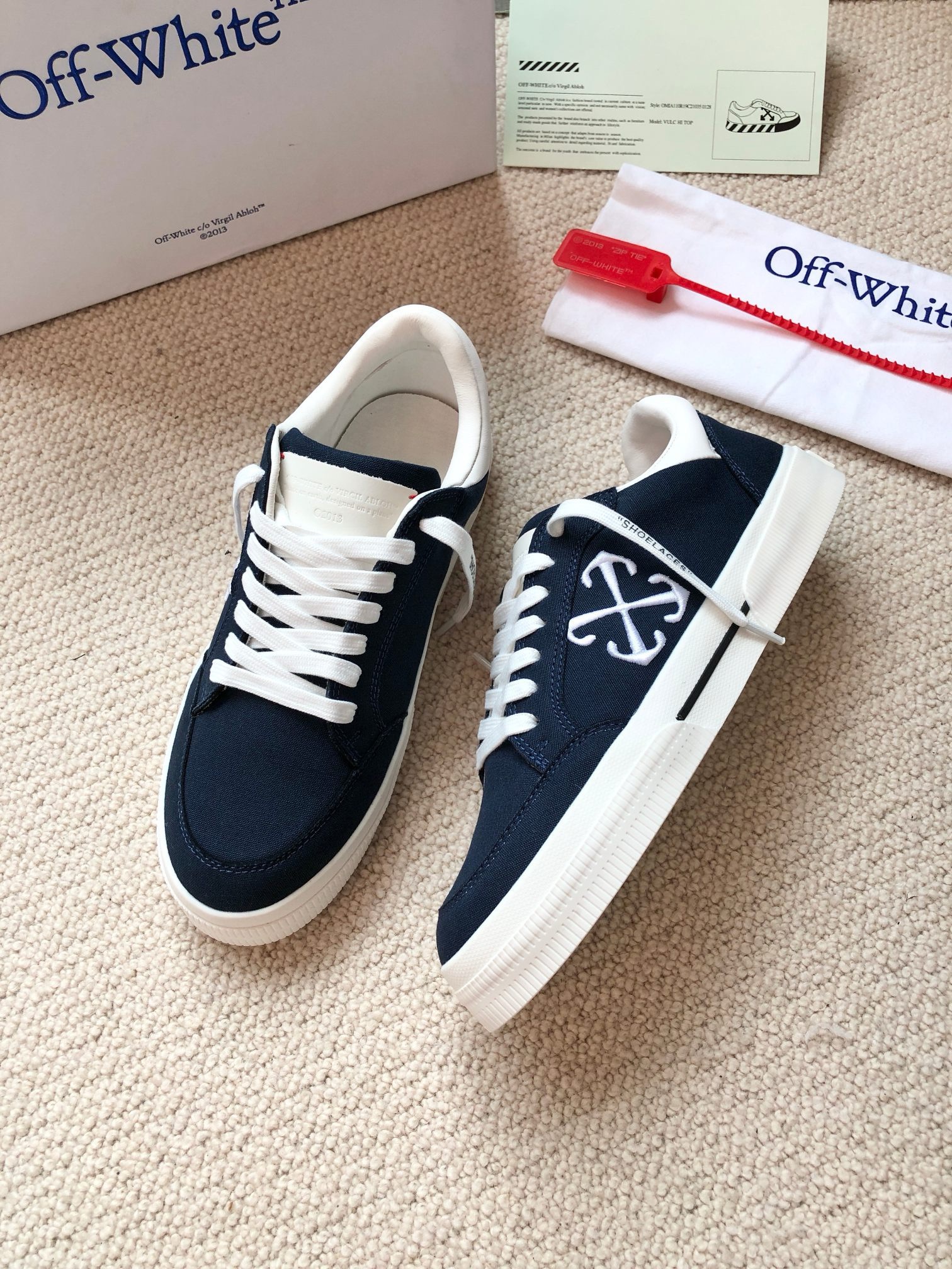 OFF White 2024ss New Low Vulcanized Sneaker Size 36-45
