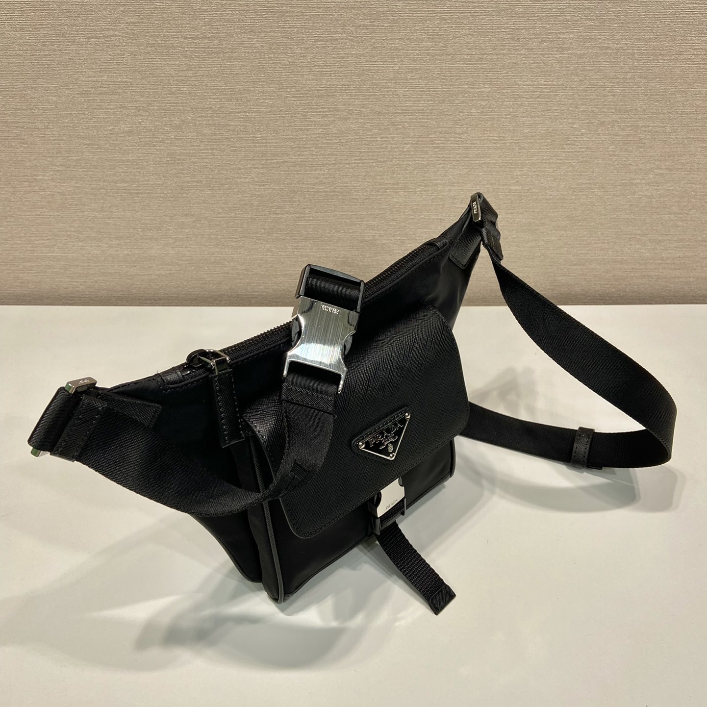 Prada 2VH160 Re-Nylon and Saffiano Leather Mens Shoulder Bags Size 20*16*2.5cm