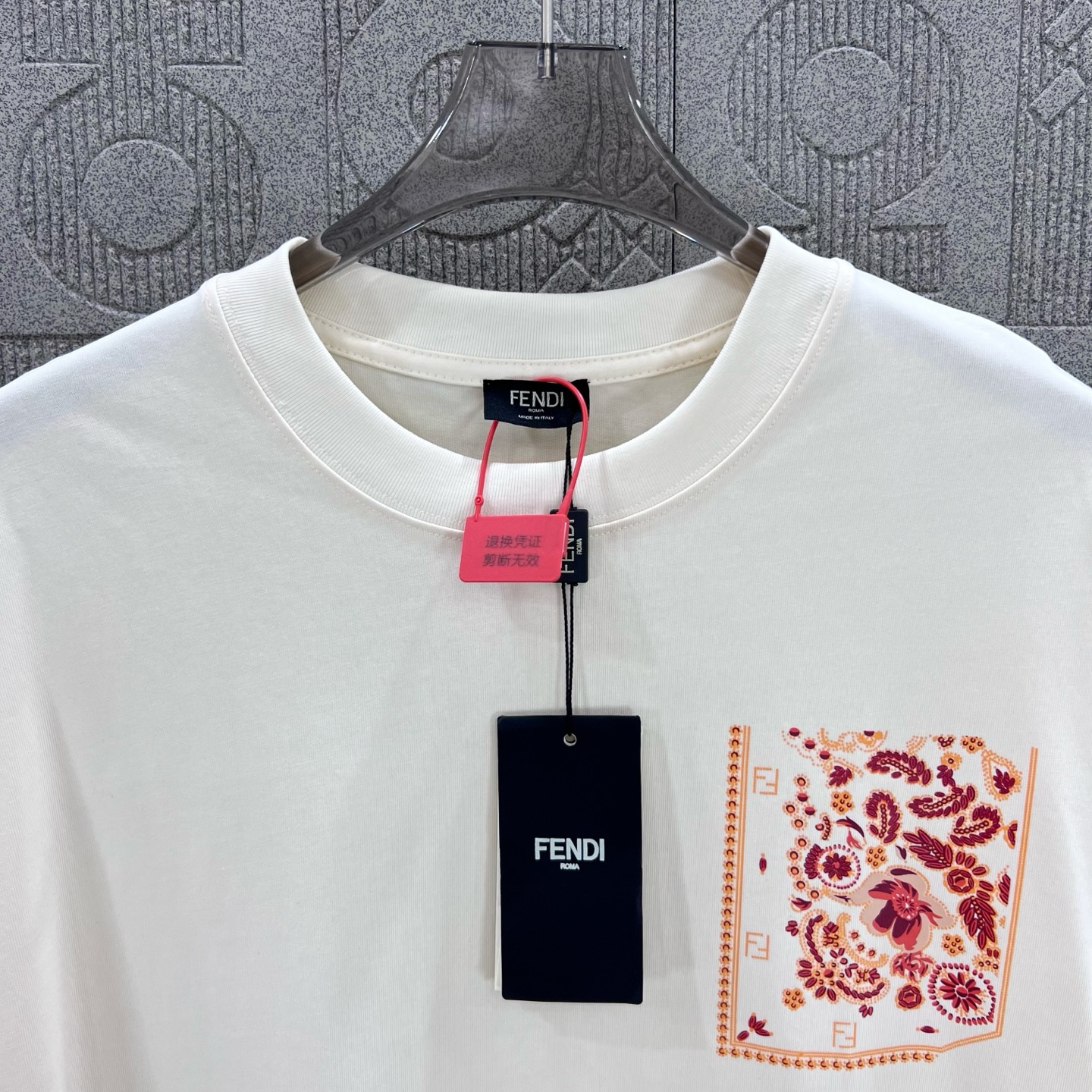 Fendi T Shirt  Embroider Logo Size XS-L