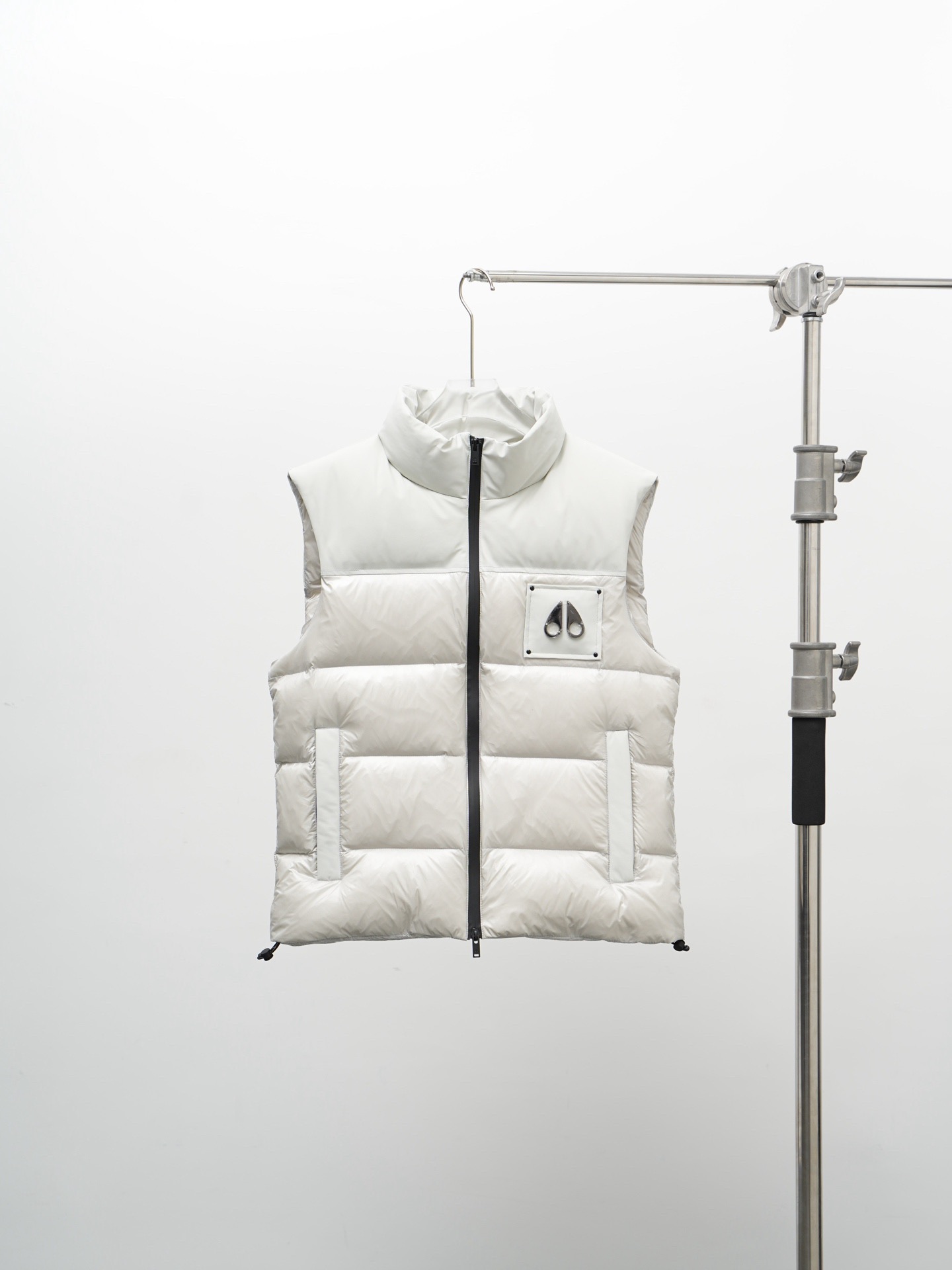 Moose Knuckles J26 Vest-WD Unisex Winter Vest Size S-XXL