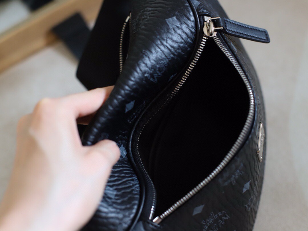 MCM Women Shoulder Bags 33*7*11cm