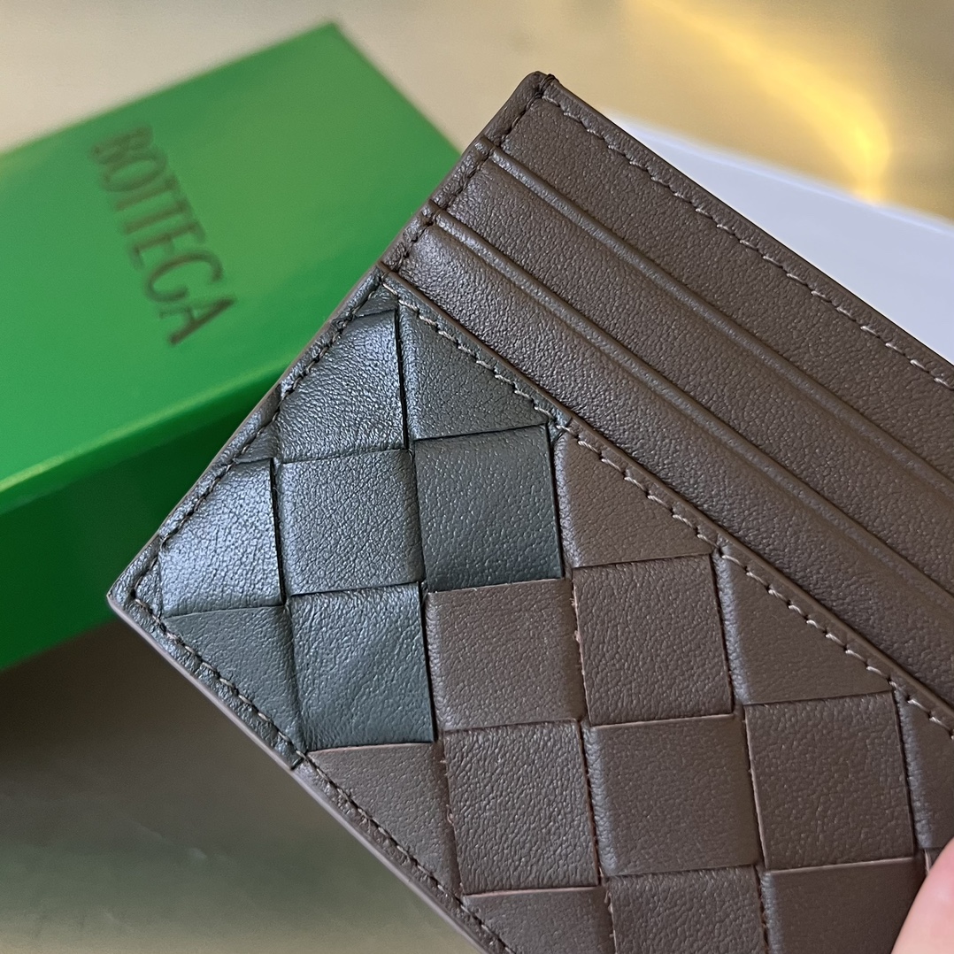 Bottega Veneta Card Holder Size 10*8cm
