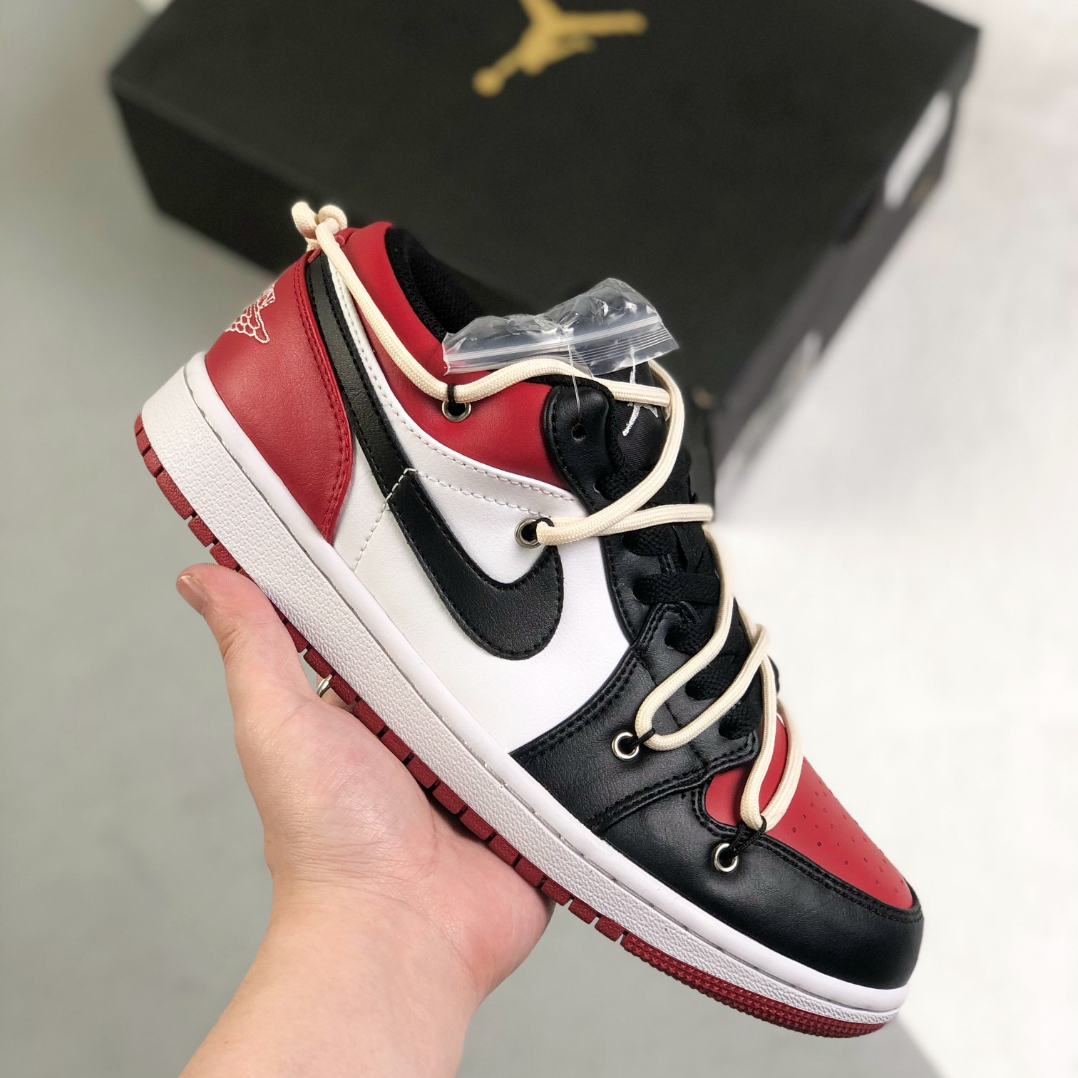 Nike Air Jordan 1 x OFF White Low Top Sneakers Shoes Gr. 36-46