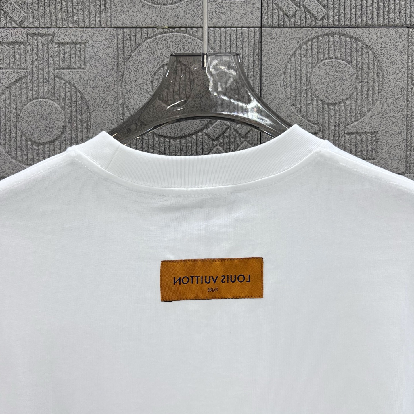 Louis Vuitton T Shirt  Embroider Logo Size XS-L