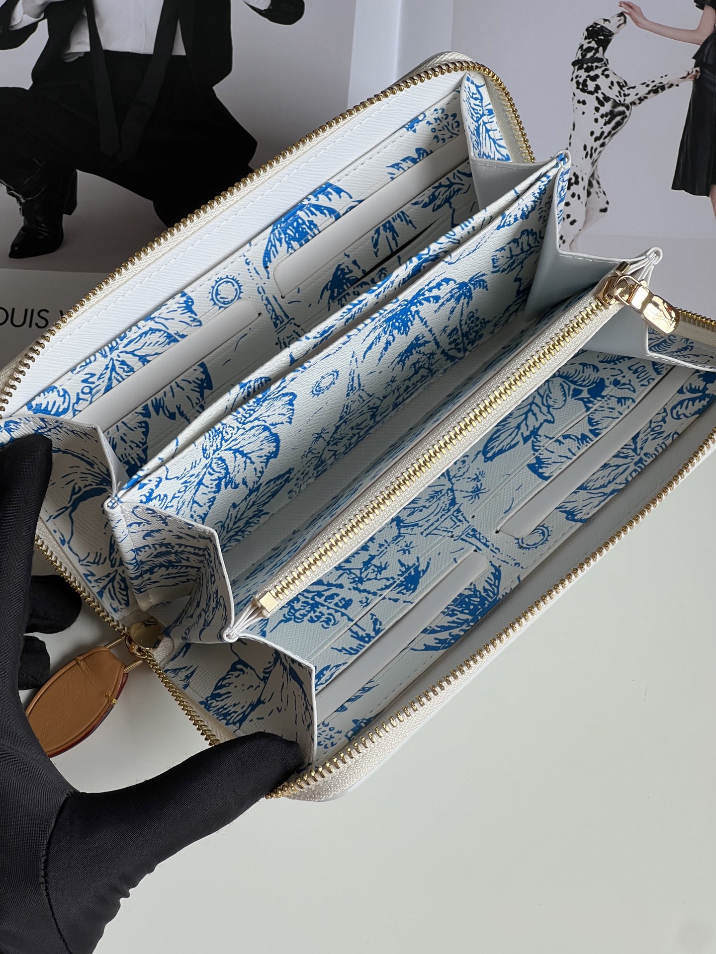 Louis Vuitton M83624 Zippy Wallet Size 19.5*10.5*2.5cm