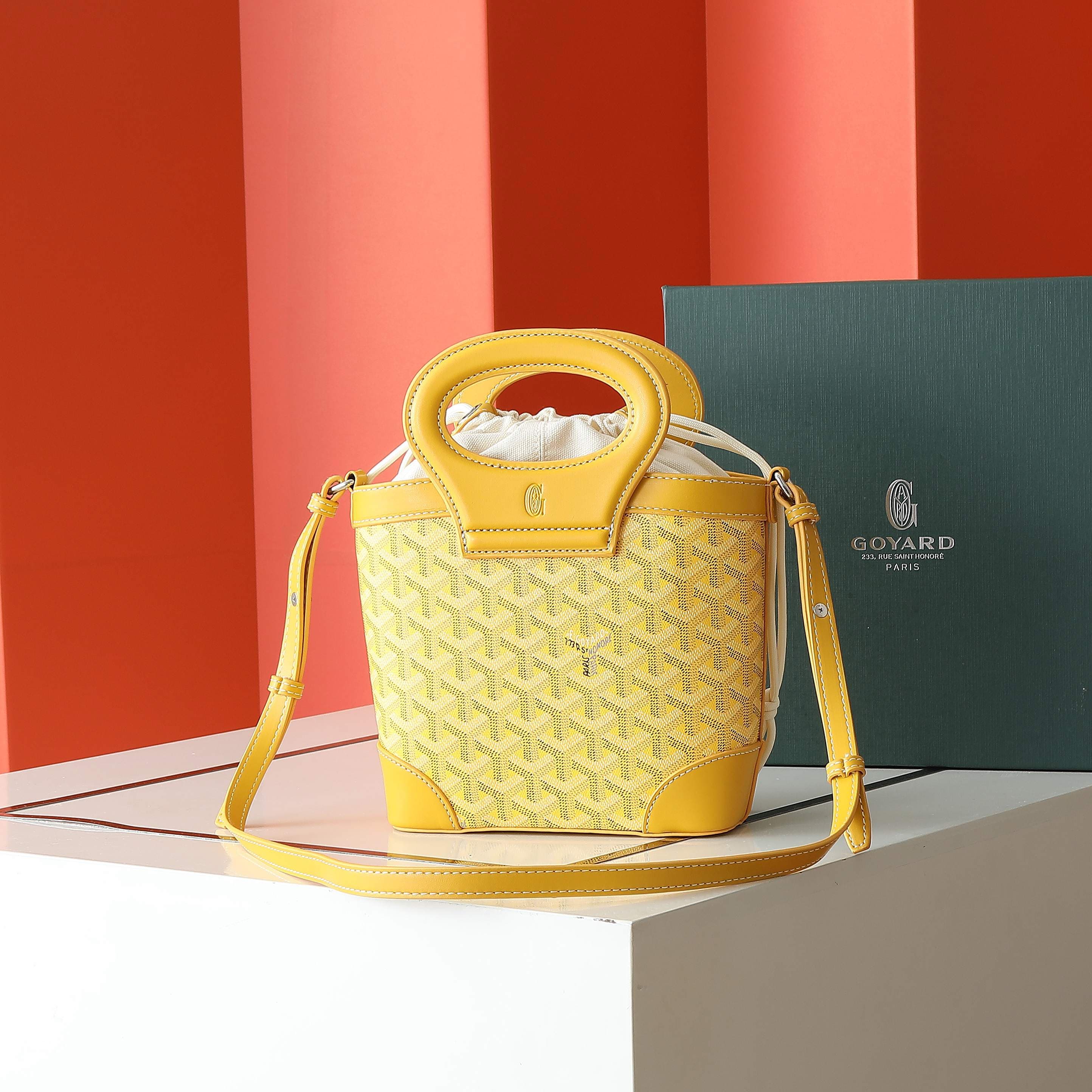 Goyard Beluga Women Shoulder Bags Size 23*18.5*8cm