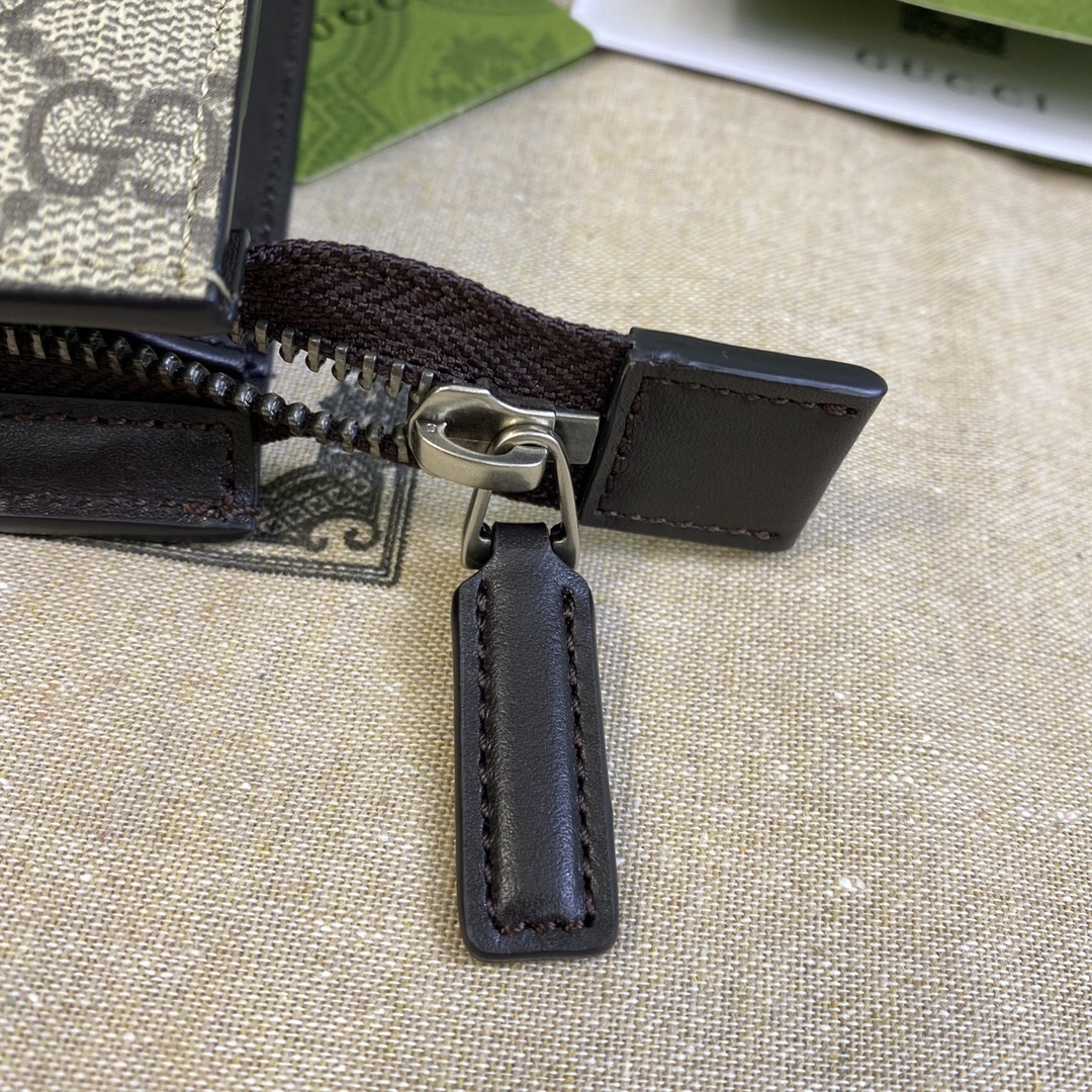 Gucci New GG Supreme Clutch Size 26*20*6cm Style 475316