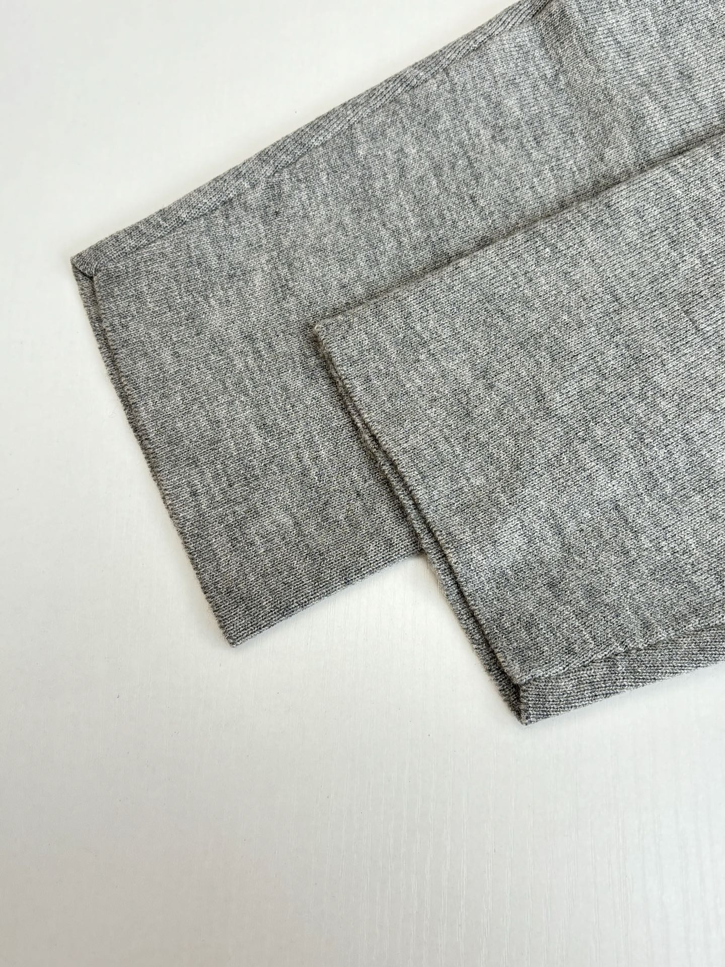 Loewe Unisex Sweatshirt Size S-XL