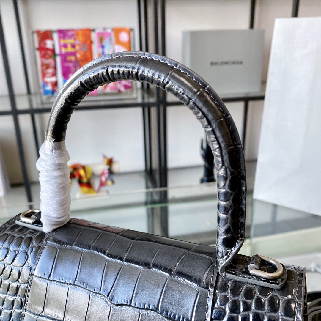 Balenciaga Women Shoulder Bags Handbags 2-Size