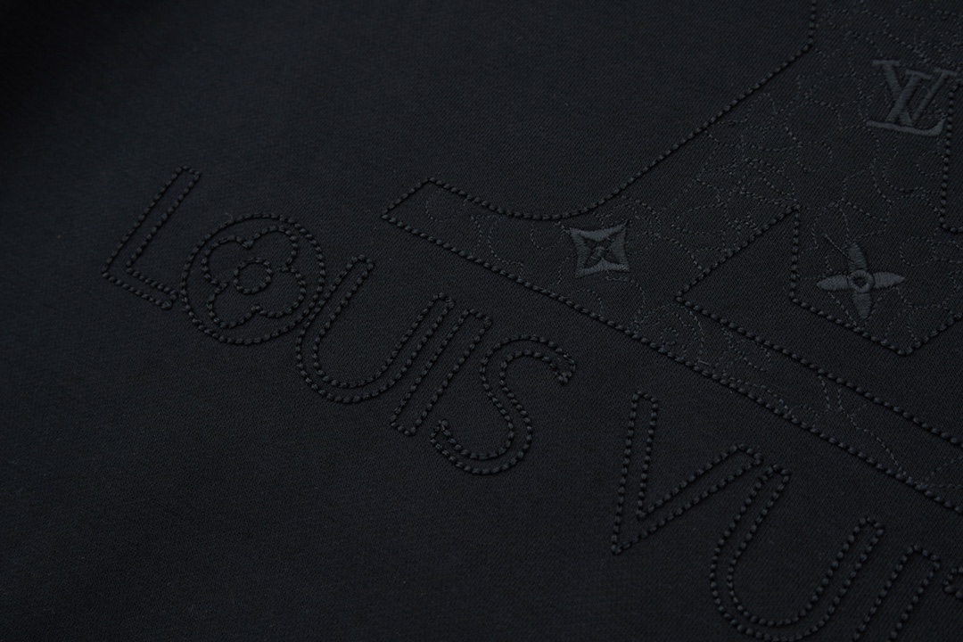 Louis Vuitton Unisex Sweatshirt Size S-XL