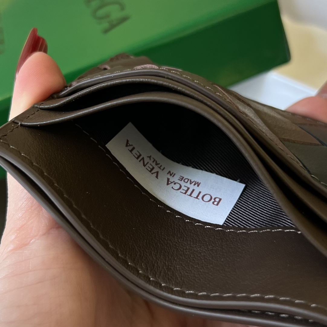 Bottega Veneta Card Holder Size 10*8cm