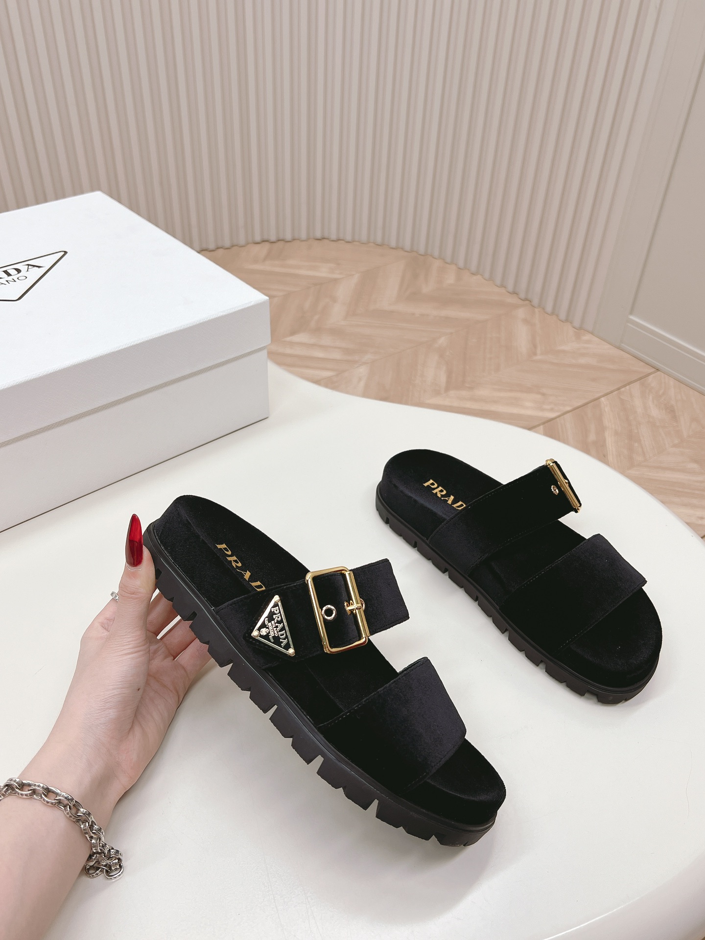 Prada 2024ss Slippers Size 36-40