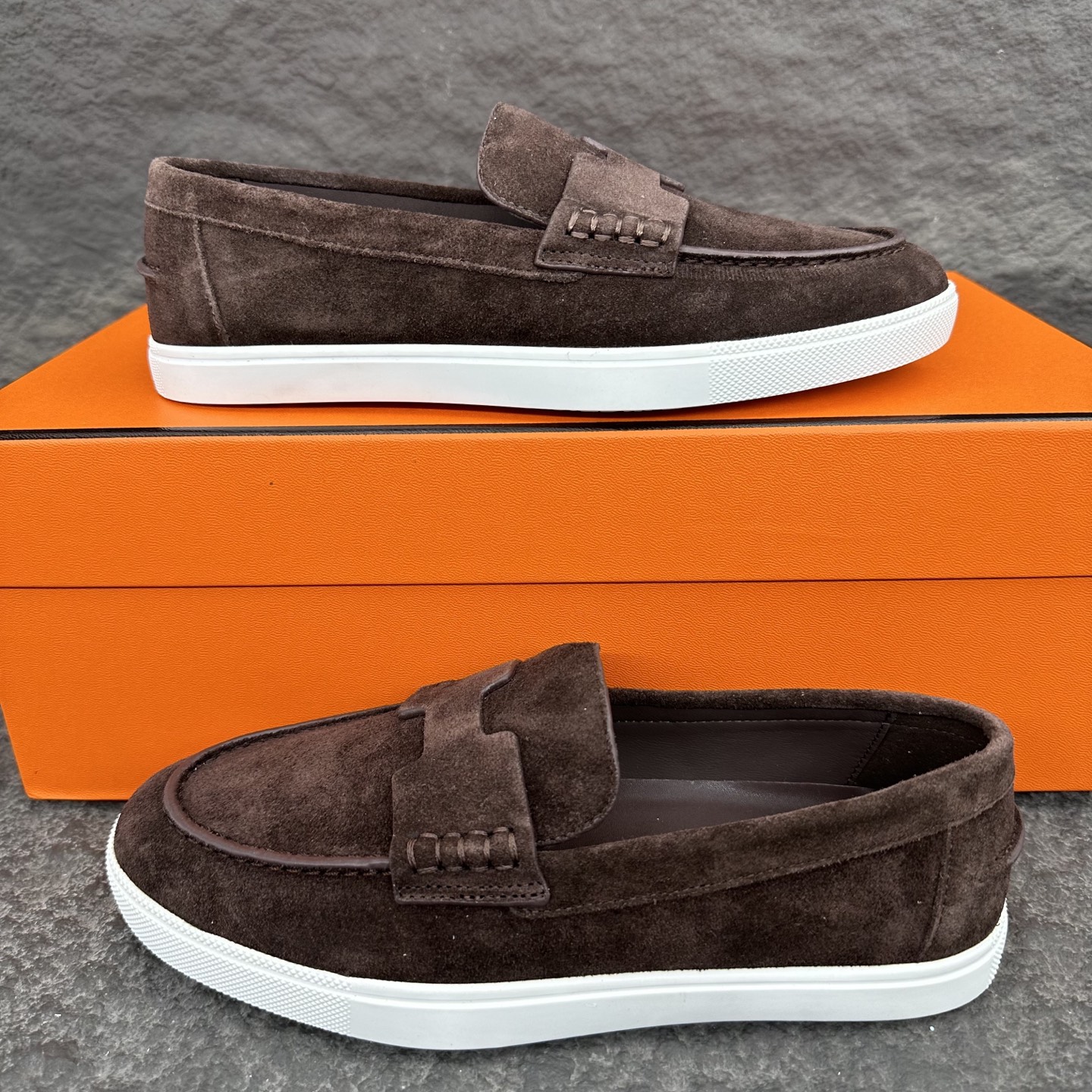 Hermes Job Unisex Loafers Size 35-46