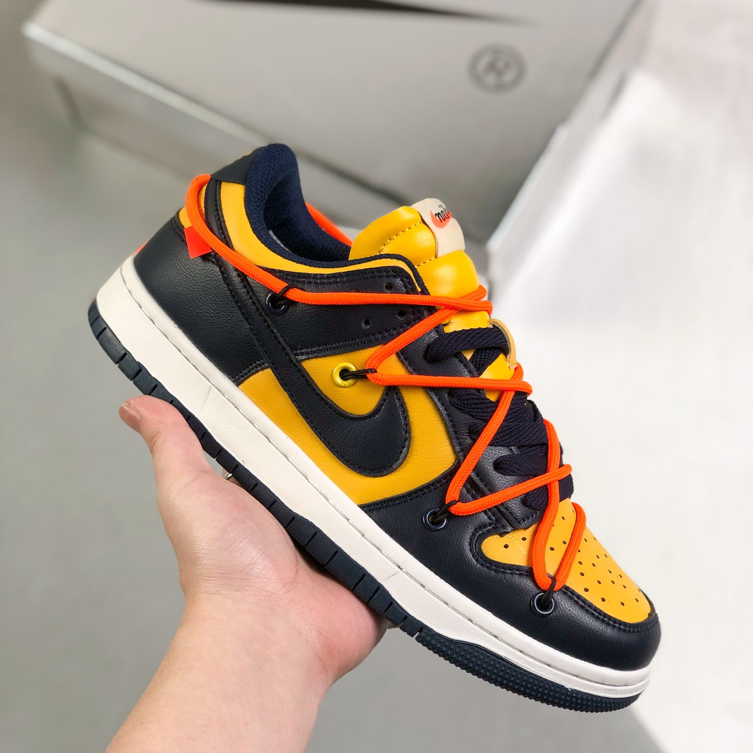 Nike SB Dunk x Off White Low Top Mens/Women Sneakers Shoes Yellow 36 - 46