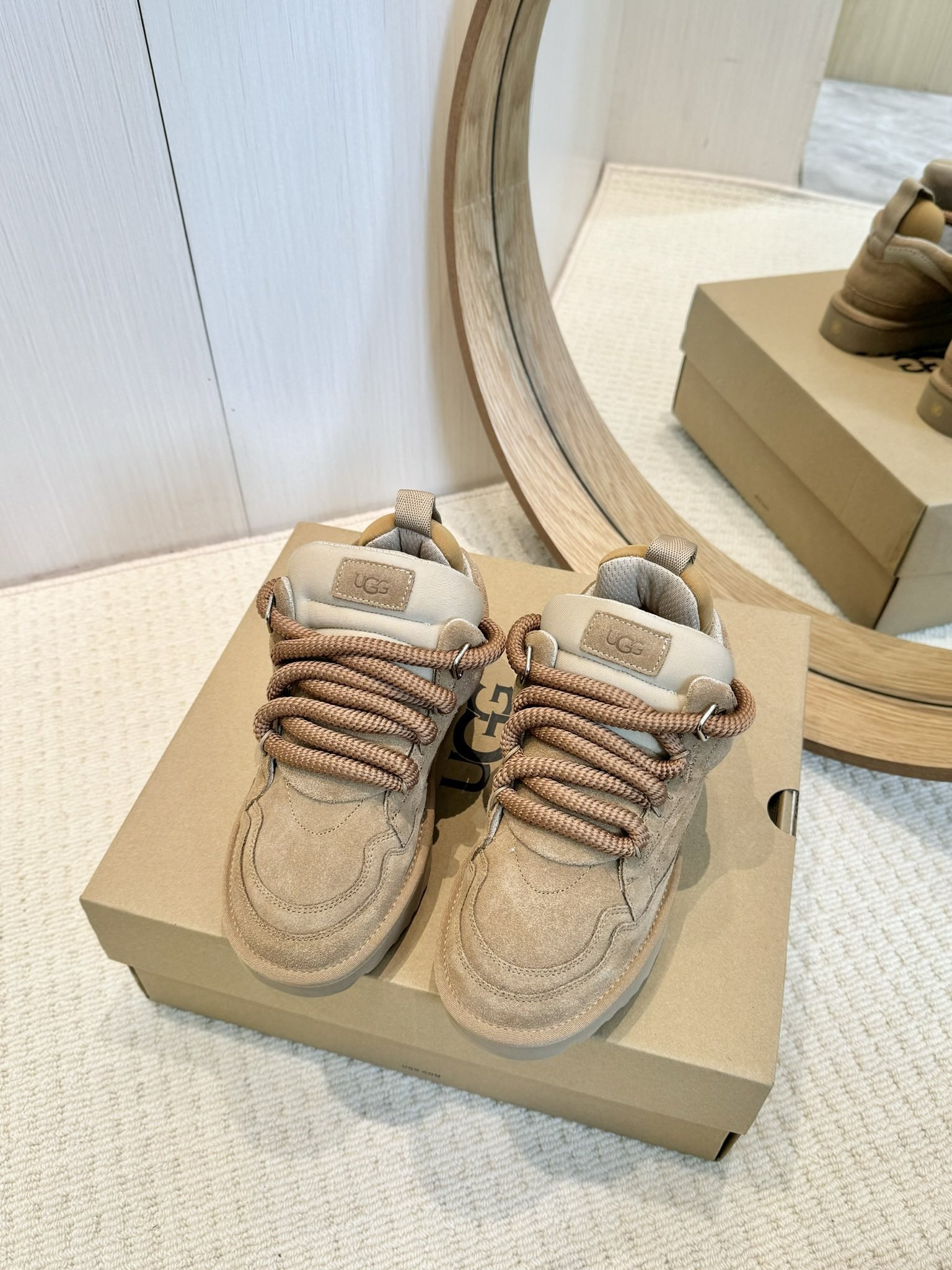 UGG Women Boots Size 35-40