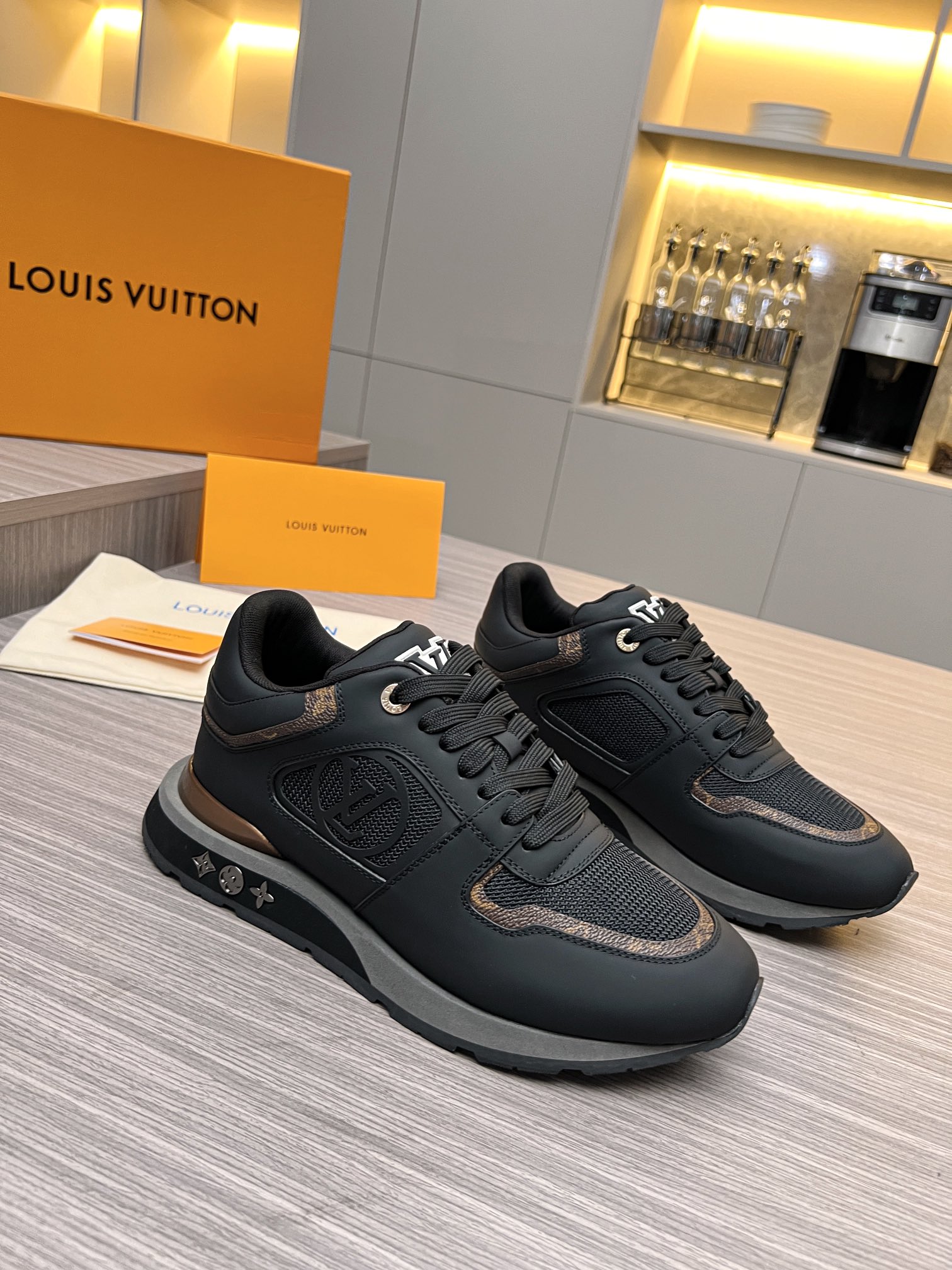 Louis Vuitton 2024ss Runaway Sneaker Size 40-46